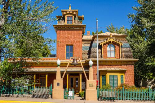 Silver City_2020_1Web